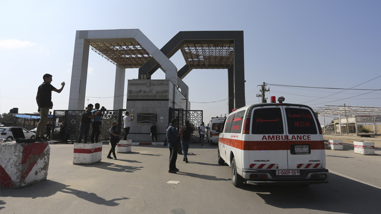 Περίπου 200.000 Παλαιστίνιοι μετακινήθηκαν προς τη νότια Γάζα – Ανοίγει το πέρασμα της Ράφα