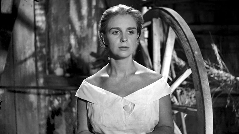 Αντιγόνη Βαλάκου: Η κορυφαία θεατρίνα, με την έμφυτη ευγένεια που μετέφερε και στο σινεμά