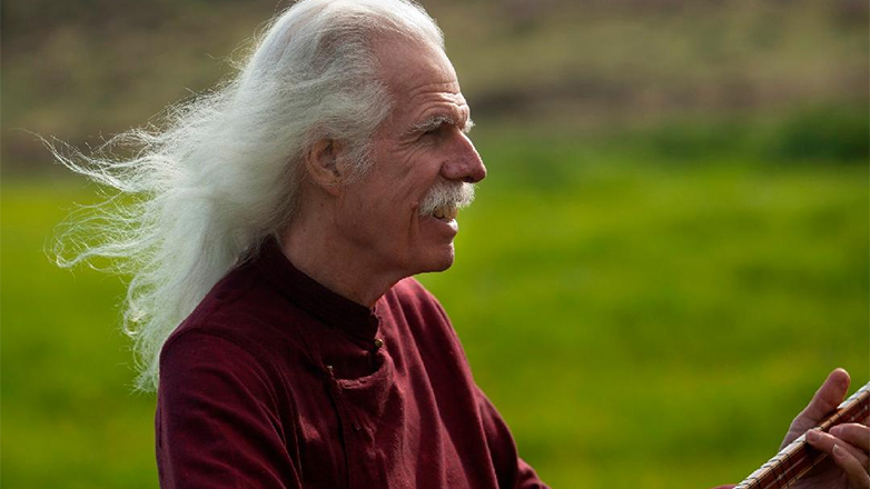 Ο Ross Daly live στο Θέατρο Ροές