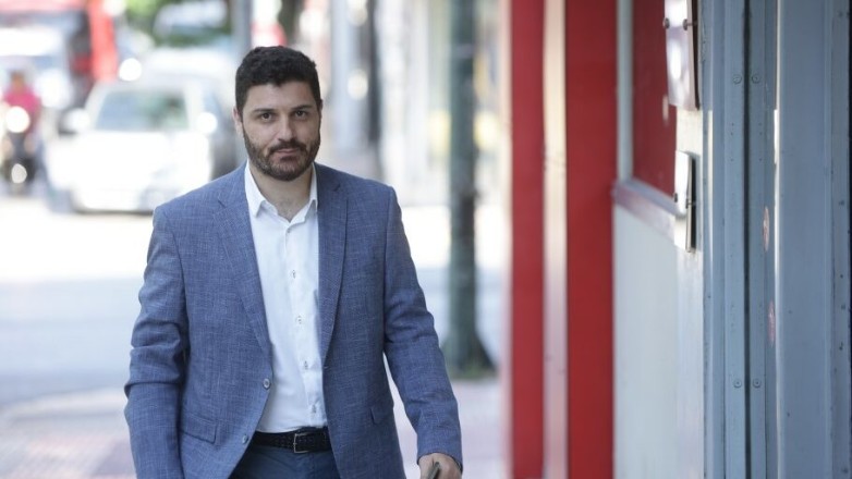 Παρέμβαση Τεμπονέρα στην Κεντρική Επιτροπή: «Παραμένω στον ΣΥΡΙΖΑ, αλλά δεν δίνω λευκή επιταγή»