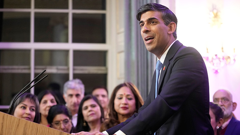 Βρετανία: Ο πρωθυπουργός Σούνακ έπαυσε την Υπουργό Εσωτερικών