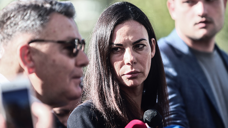 Ελεύθερη χωρίς περιοριστικούς όρους η Εύη Βατίδου