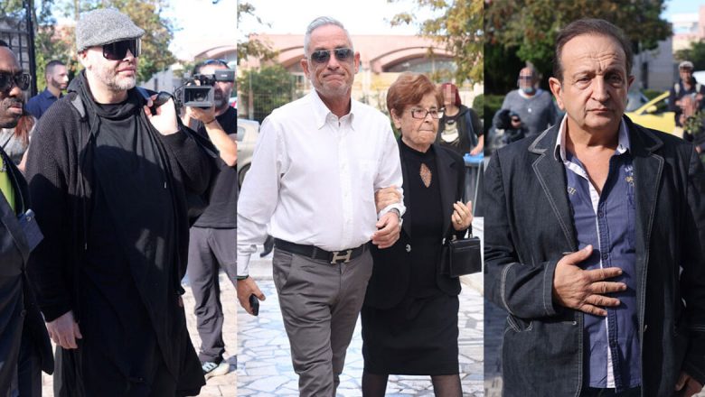 Κάτια Νικολαΐδου: Το τελευταίο αντίο στην ηθοποιό – Συντετριμμένοι η μητέρα και ο αδελφός της Κάτια Νικολαΐδου: Το τελευταίο αντίο στην ηθοποιό – Συντετριμμένοι η μητέρα και ο αδελφός της