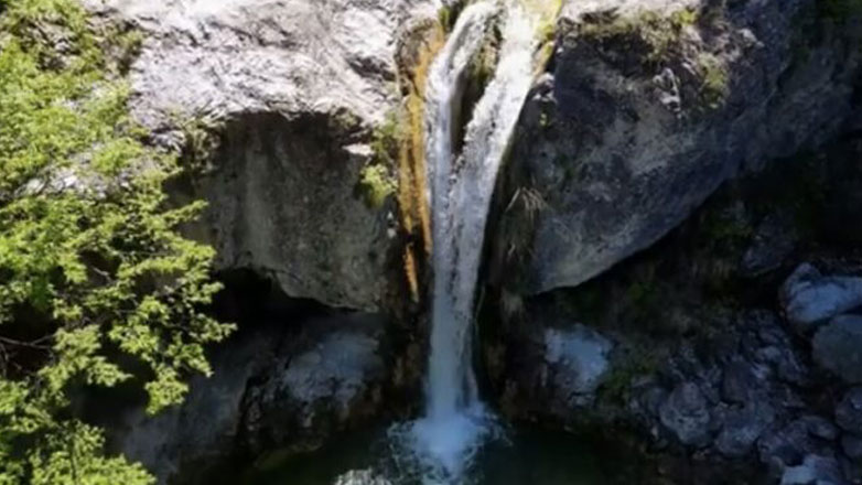 Οι μυθικοί καταρράκτες Ορλιάς στον Όλυμπο από ψηλά