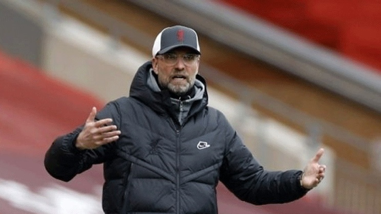 Λίβερπουλ: Έξω φρενών ο Κλοπ με την ώρα διεξαγωγής του ντέρμπι με τη Μάντσεστερ Σίτι