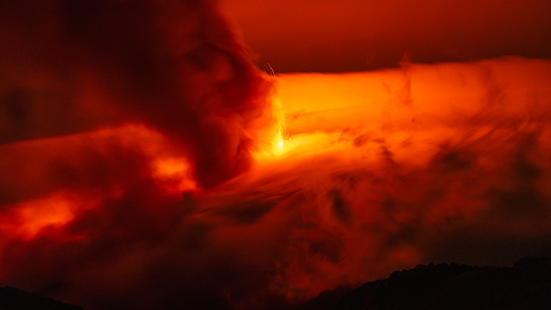 Εντυπωσιακά πλάνα από την έκρηξη της Αίτνας