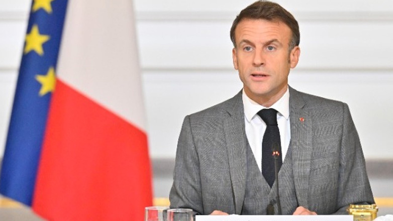 Μεσανατολικό: Ο Μακρόν καταδικάζει «με τη μεγαλύτερη σθεναρότητα» τους βομβαρδισμούς εναντίον πολιτικών υποδομών