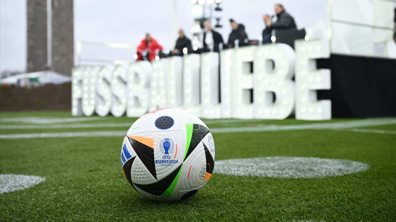 Euro 2024: UEFA και adidas αποκάλυψαν την «FUSSBALLLIEBE»