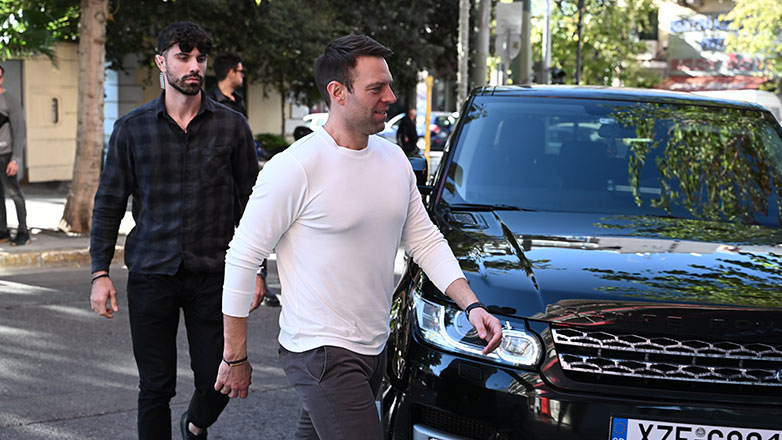 «Ψάχνεται» ο Κασσελάκης για το Πολυτεχνείο