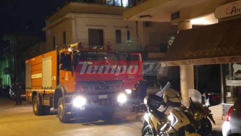 Πάτρα: Άγνωστοι επιτέθηκαν με πέτρες σε πυροσβέστες στην Πλατεία Ελευθερίας