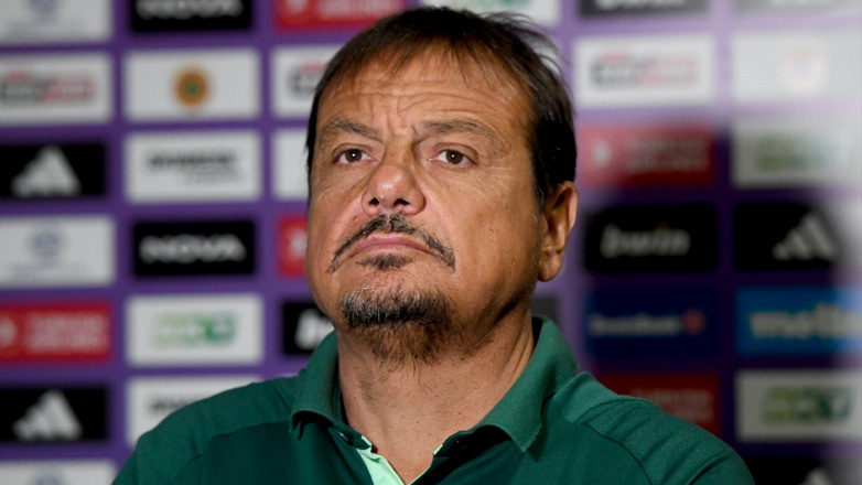 Αταμάν: «Απόφασή μου να μην γίνει φάουλ πριν από το τρίποντο του Μάνεκ»