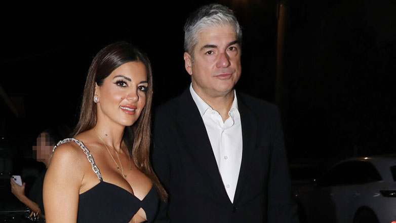 Σταματίνα Τσιμτσιλή: Σέξι εμφάνιση σε βραδινή έξοδο με τον Θέμη Σοφό