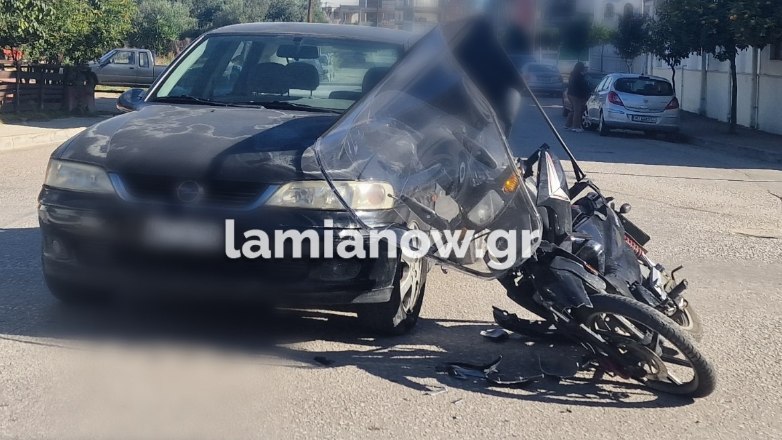 Λαμία: Τροχαίο ατύχημα ανάμεσα σε Ι.Χ και ντελιβερά