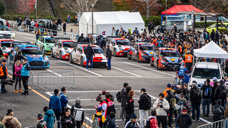 Ράλλυ Ιαπωνίας: O Elfyn Evans έτοιμος να ανέβει στο πρώτο σκαλί του βάθρου