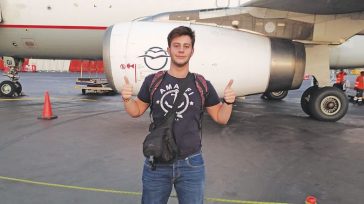 Στη Βοστώνη με ειδική πτήση από τη Λάρισα ο μοναδικός επιζών του πρώτου βαγονιού της τραγωδίας των Τεμπών