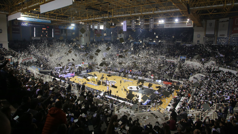 ΠΑΟΚ-Άρης: Εκπληκτική η ατμόσφαιρα στο «Παλατάκι»!