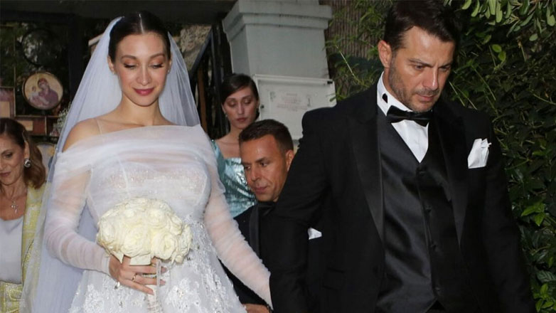 O Γιώργος Αγγελόπουλος εξομολογείται για τη γνωριμία με τη Δήμητρα Βαμβακούση, τη σχέση και τον γάμο τους