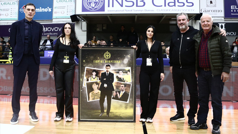 Tο Μαρούσι βράβευσε τον Γιώργο Μπαρτζώκα