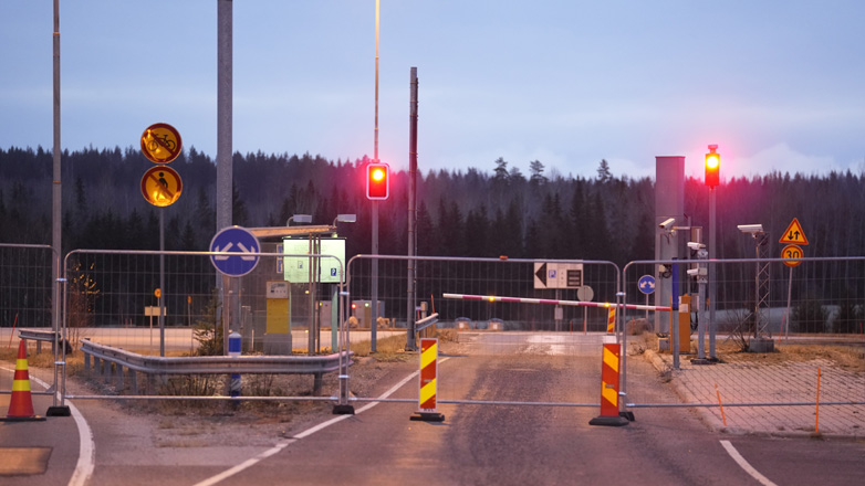 Φινλανδία: Δεκάδες μετανάστες στα σύνορα μετά το κλείσιμο των συνοριακών σταθμών