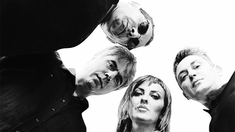 Τα φετινά Χριστούγεννα είναι ΜΠΛΕ!