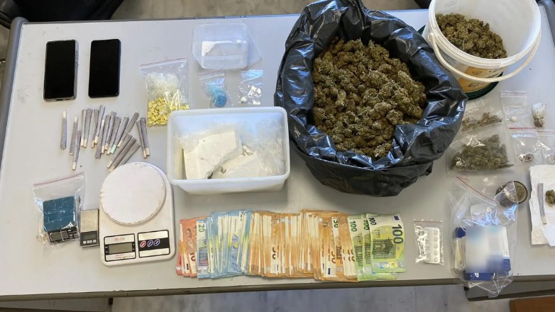 Χανιά: Συνελήφθησαν 4 άνδρες για κατοχή και διακίνηση ναρκωτικών ουσιών