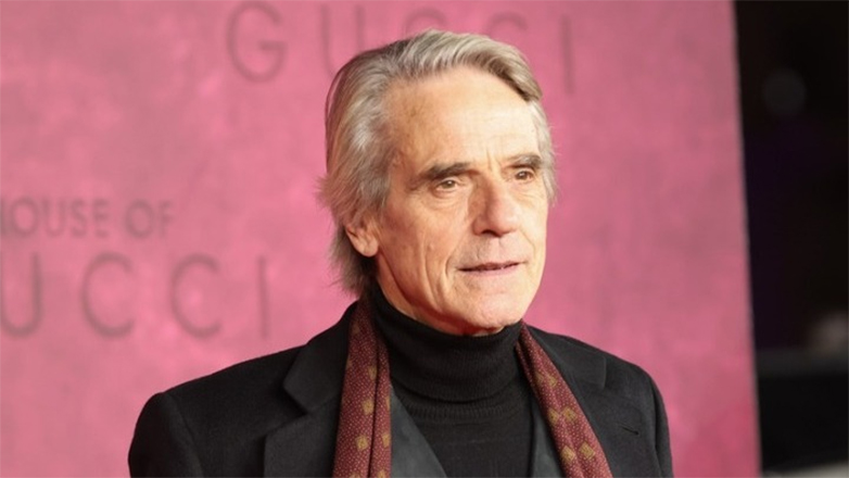 Ο Τζέρεμι Άιρονς θα πρωταγωνιστήσει στη σειρά «Ο κόμης Μόντε Κρίστο»