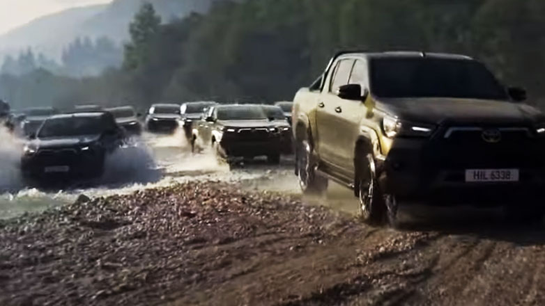 Ο απίστευτος λόγος για τον οποίο απαγορεύτηκε η διαφήμιση του Toyota Hilux
