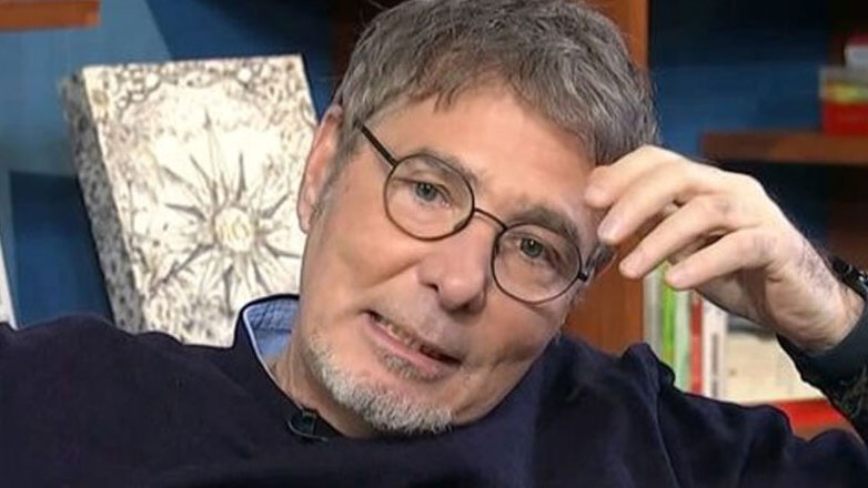 Θοδωρής Αθερίδης για Πρωτοψάλτη: «Είναι για γέλια που έβγαλε τη λέξη “χοντρή” από το τραγούδι»