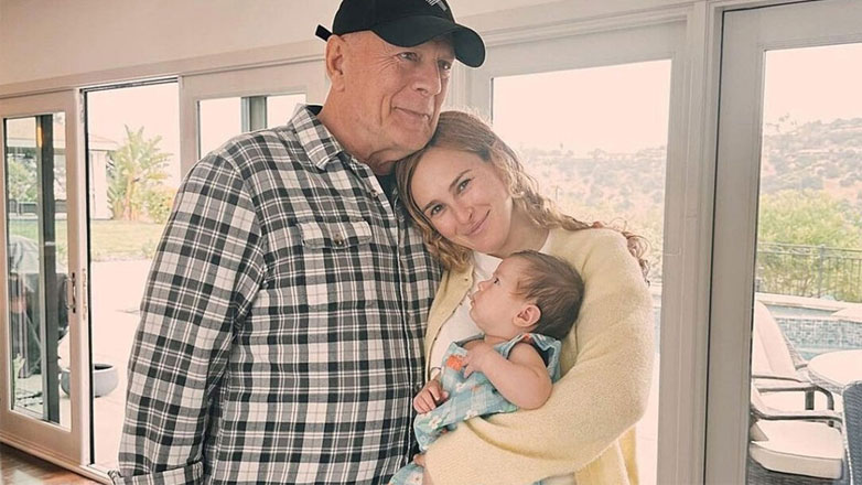 Συγκινεί η κόρη του Bruce Willis, Rumer: «Πραγματικά μου λείπει ο μπαμπάς μου σήμερα»