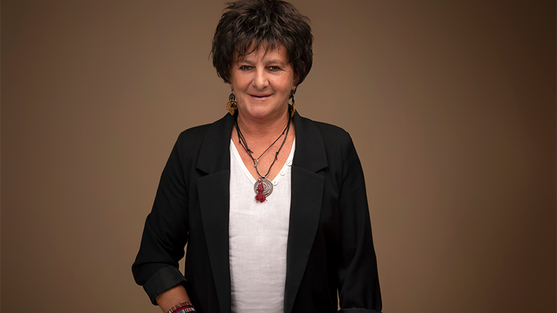 Η Φωτεινή Βελεσιώτου στη Σφίγγα