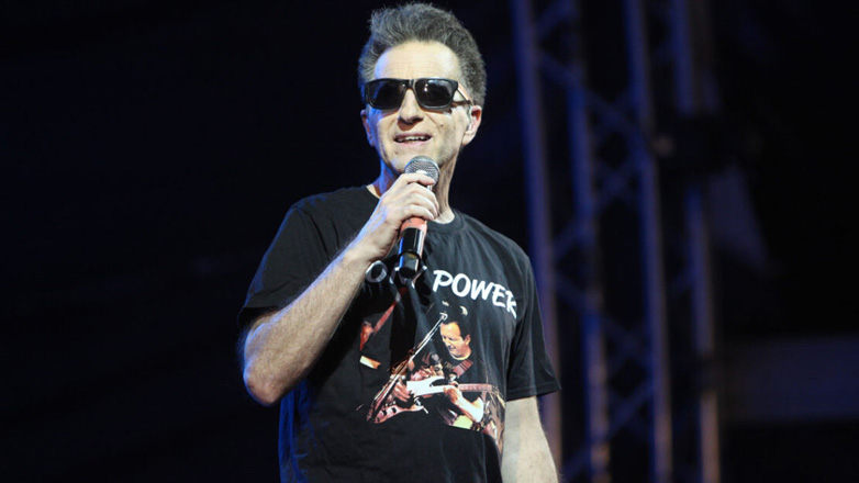 Κώστας Μπίγαλης: «Η δισκογραφική μου απέκρυψε το μέγεθος της επιτυχίας, για να μην ζητήσω παραπάνω χρήματα»