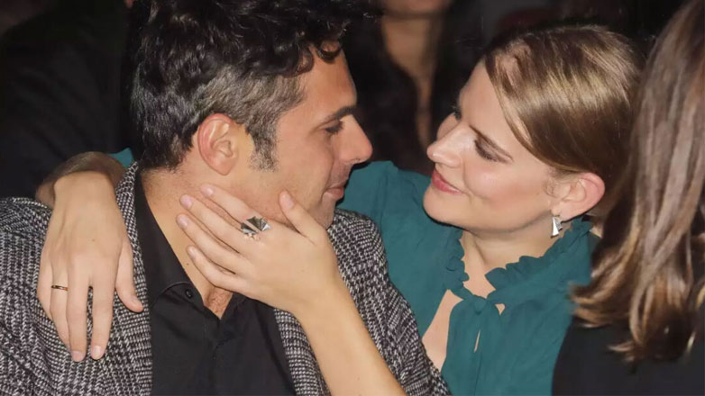 Δανάη Μιχαλάκη – Γιώργος Παπαγεωργίου: Η φωτογραφία της νεογέννητης κόρης τους μέσα από το μαιευτήριο