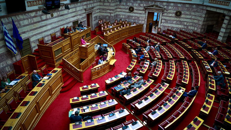 Βουλή: Κατατέθηκε το νομοσχέδιο για τους διαχειριστές πιστώσεων