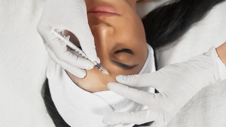 Συνελήφθη 30χρονη που έκανε θεραπείες μπότοξ στο… σπίτι της