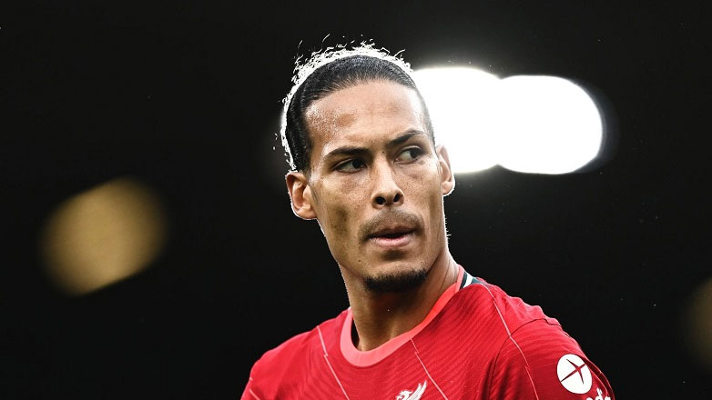 Φαν Ντάικ: «Είμαι σε πολύ υψηλά στάνταρ και το απολαμβάνω»