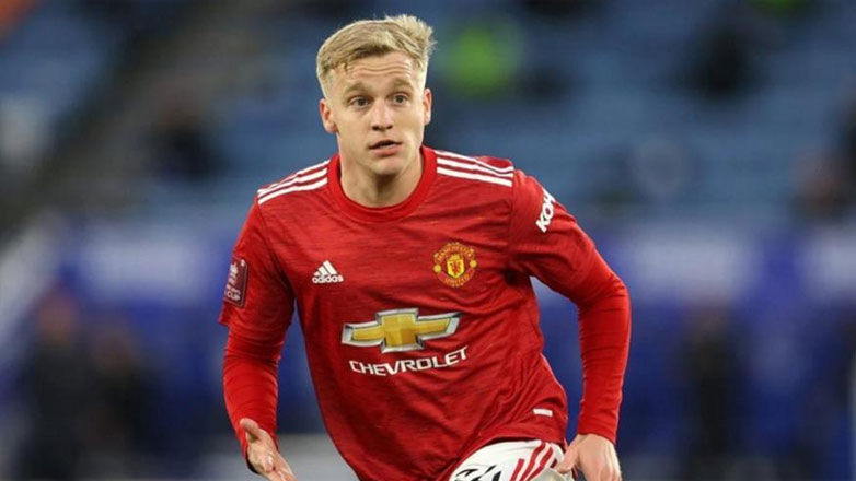 Επιμένει η Βιγιαρεάλ για τον Φαν ντε Μπεκ