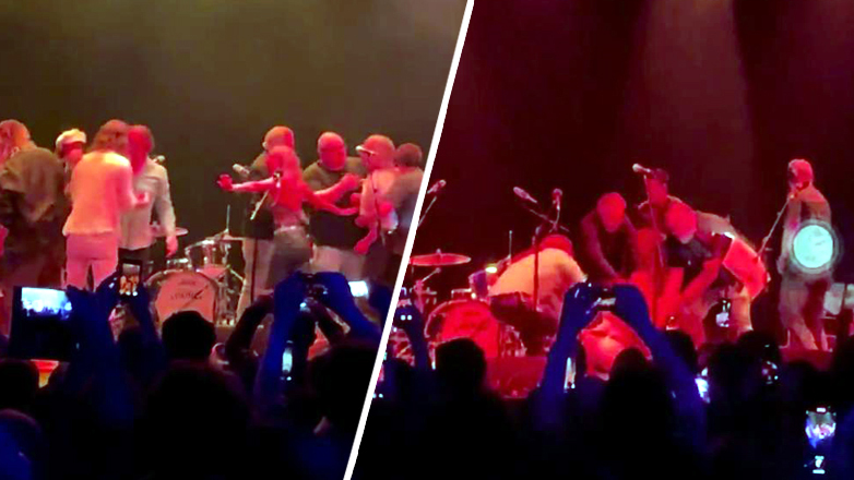 Αυστραλία: Συγκρότημα πλακώθηκε στο ξύλο πάνω στη σκηνή – Δείτε το βίντεο