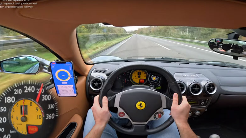 Και Ferrari, και χειροκίνητη και στην Autobahn! Το τρίο που ποτέ δεν χάνει