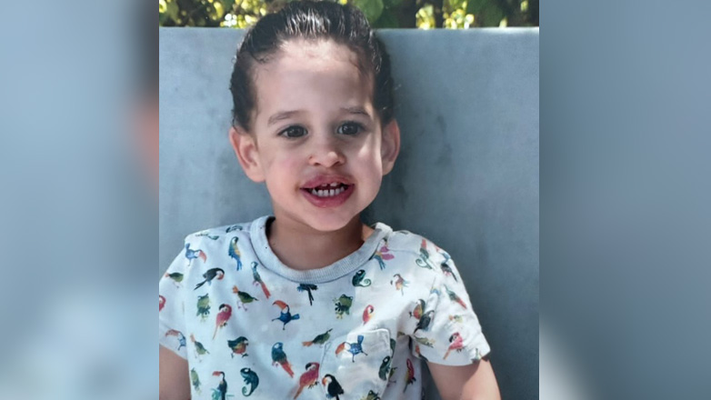 Ο Μπάιντεν ανακοίνωσε την απελευθέρωση της 4χρονης Αμερικανίδας, Άμπιγκειλ Ίνταν