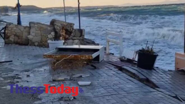 Χαλκιδική: Ο δήμος Κασσάνδρας ζήτησε να κηρυχθεί σε κατάσταση έκτακτης ανάγκης λόγω της κακοκαιρίας