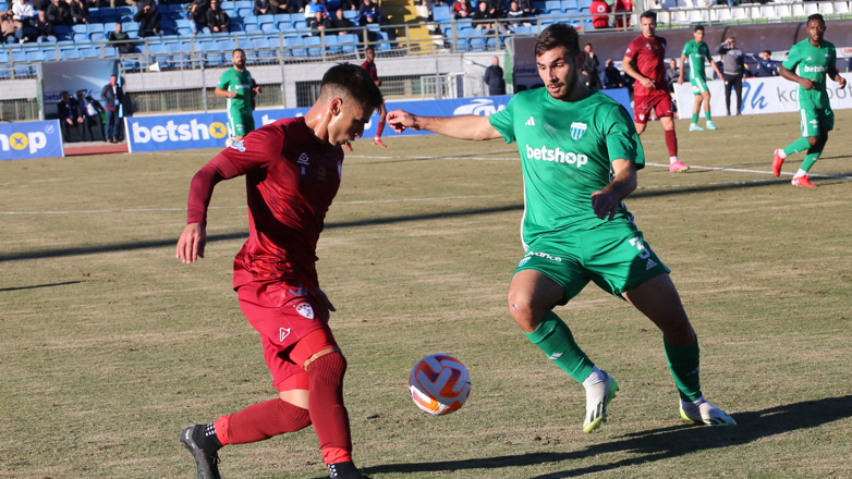 Super League 2: Ισόπαλο (1-1) το ντέρμπι κορυφής ανάμεσα σε Λεβαδειακό και ΑΕΛ