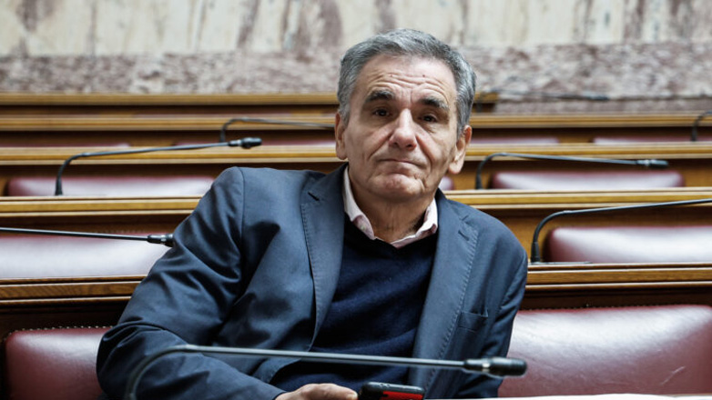 Τσακαλώτος: Οι προοδευτικές δυνάμεις πρέπει να συζητήσουμε για την κατάσταση της οικονομίας