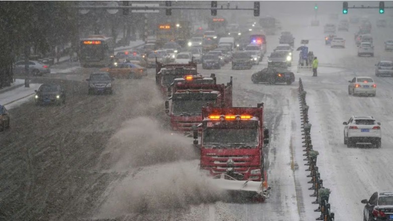 Ρωσία: Τρεις νεκροί από την κακοκαιρία που πλήττει την Κριμαία και το νότιο τμήμα της χώρας