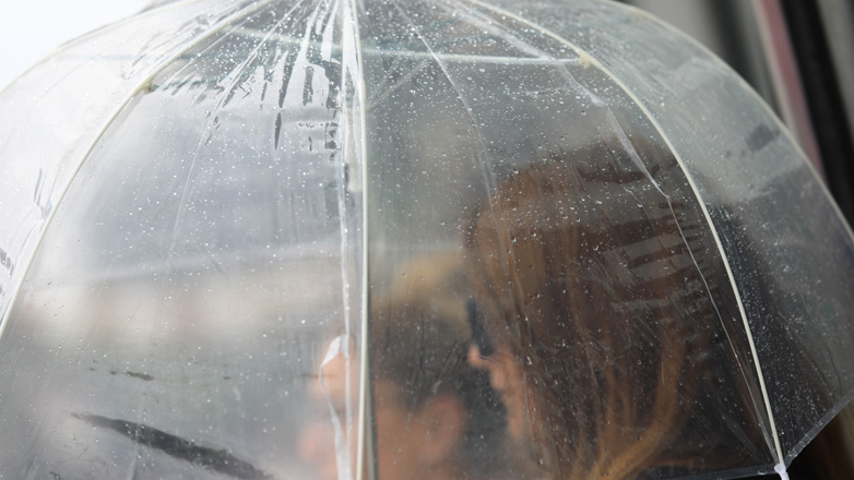 Καιρός: Μικρή άνοδος της θερμοκρασίας με συννεφιές και βροχές