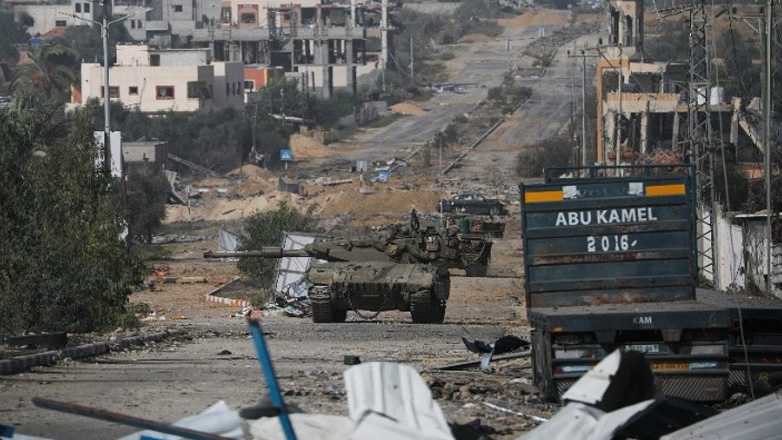 Αποφυλακίστηκαν 30 Παλαιστίνιοι κρατούμενοι και αναχώρησαν για τη Δυτική Όχθη