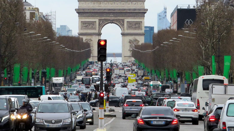 Δημοψήφισμα στο Παρίσι για τον «εξορισμό» των SUV (ανεξαρτήτως καυσίμου) από την πόλη