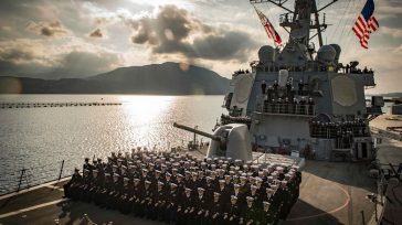 ΗΠΑ: Αμερικανικό καταδρομικό κατέρριψε μη επανδρωμένο αεροσκάφος στην Ερυθρά Θάλασσα