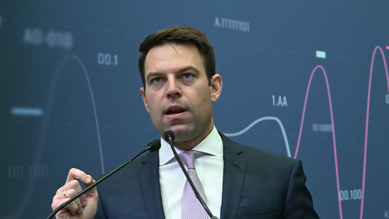 Ο Κασσελάκης καλεί τα μέλη του ΣΥΡΙΖΑ να απαντήσουν σε ερωτηματολόγιο