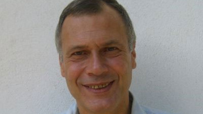 Μετα-ιμπεριαλιστική νεκρική ακαμψία και πολιτισμικός χουλιγκανισμός: Μια ζωώδης σχέση