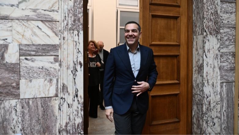 Μήνυμα στήριξης σε Κασσελάκη η παρουσία Τσίπρα στην συνεδρίαση της ΚΟ του ΣΥΡΙΖΑ